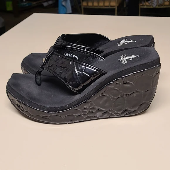 Corkys Shark wedge sandals size 7 - Picture 1 of 10